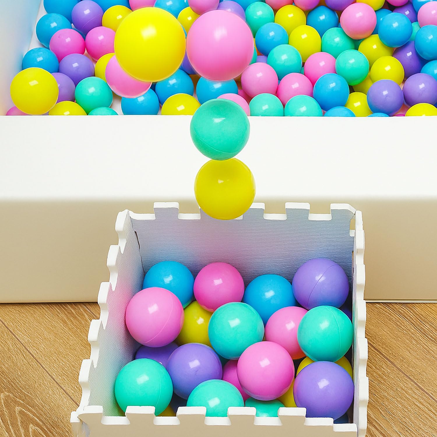 LittleTom Dès la Naissance : Balles pour Piscine a Balle pour Bébé - 7cm Boule Plastique Enfant Balle de Jeu - Boule pour Bebe Balles Plastique Boules pour Piscine à Boules Jeux pour Enfants