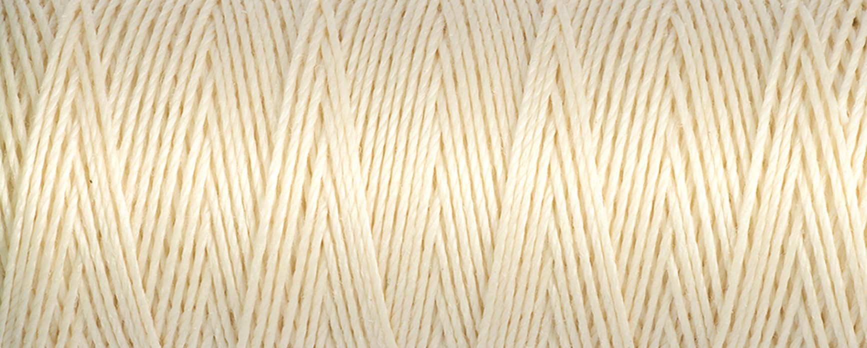 723878-414-1 Cream Gutermann R753 No.40 Silk Thread 30m x 1 Reel