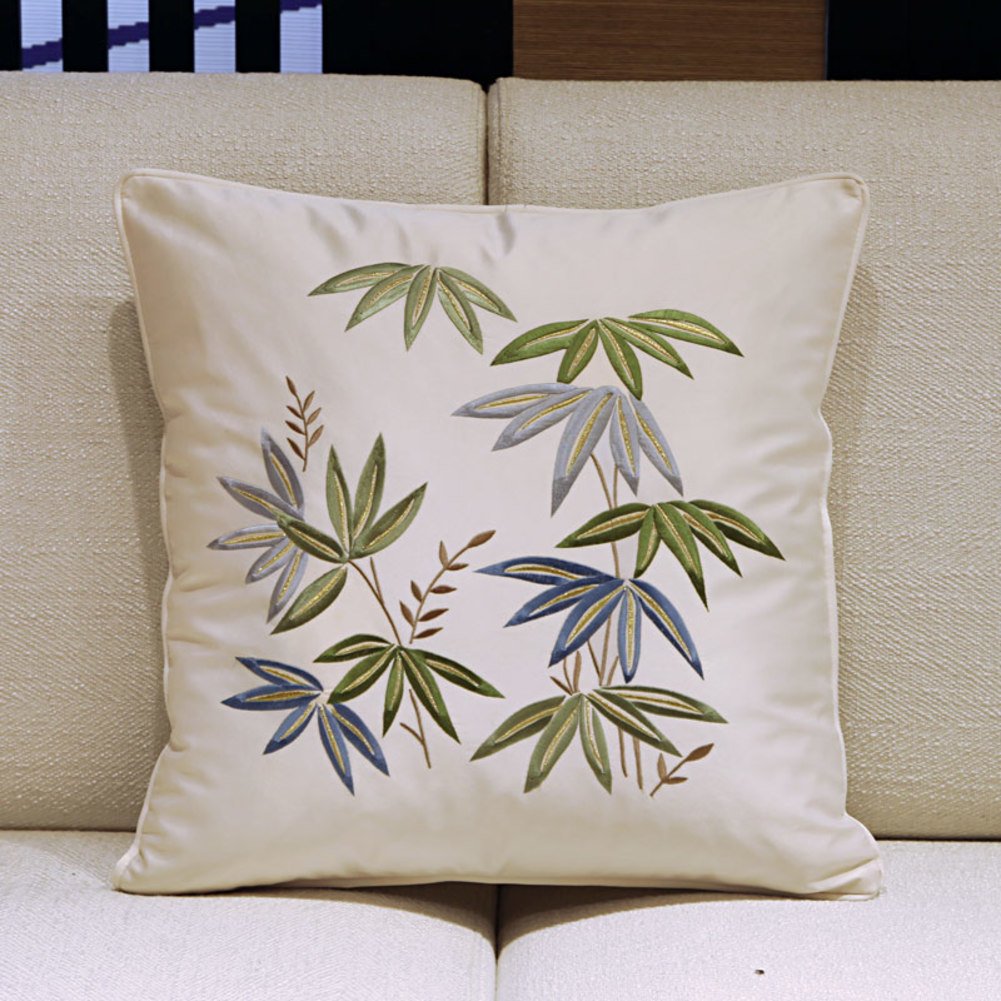 Coussin de jardin brodé anti affaissement soie et bambou