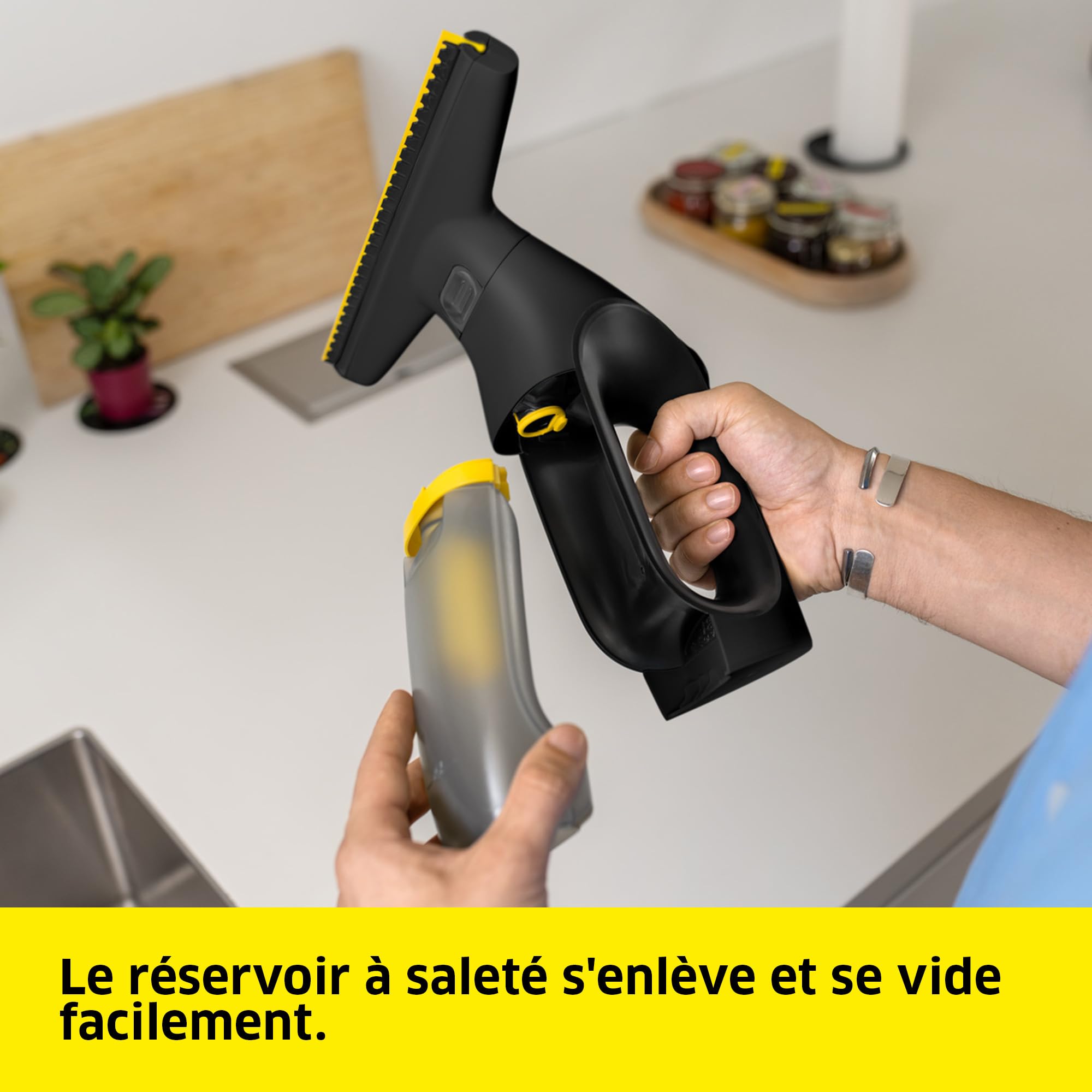 Kärcher nettoyeur de vitres sans fil WV 2 Universal Precision+ Black, autonomie : 35 min, réservoir : 120 ml, 2 raclettes, pulvérisateur avec bonnette en microfibres, nettoyant vitres 20 ml
