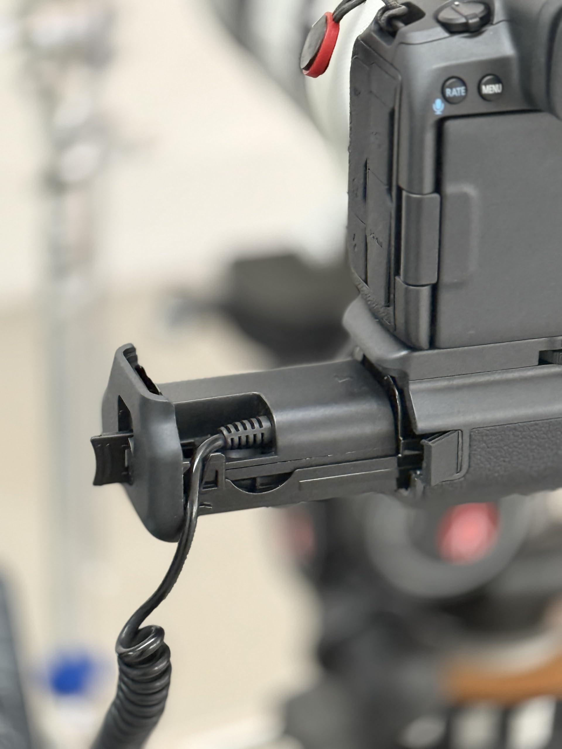 Alvin's Cables D-TAP do LP-E6P Dummy Battery Power Arrotoch kabel do aparatu Canon EOS R5 Mark LL/ R5 / R6 Mark LL / R6 / R7 /R
