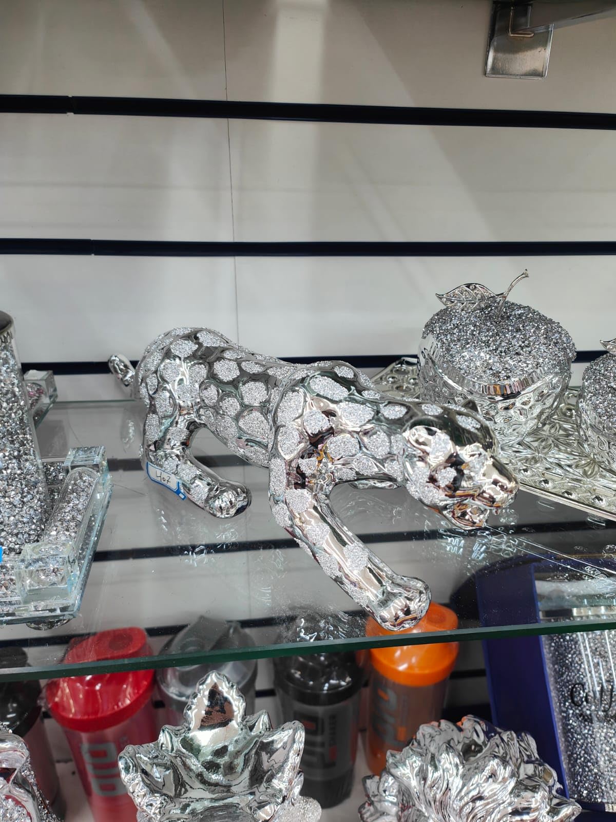Biznest ITALIAN SILVER CHROME LEOPARD TIGER CHEETAH JAGUAR FIGURINE HOME DECOR,STUNNING & PRETTY LOOKS