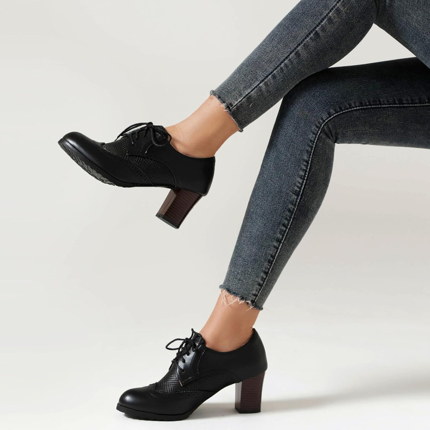 SHEMEE Women's Chunky High Heels Wingtip Oxfords Round Toe Lace Up Stacked Block Heel Vintage Brogues Pumps Shoes Black 02,US 8.5 - Image 7