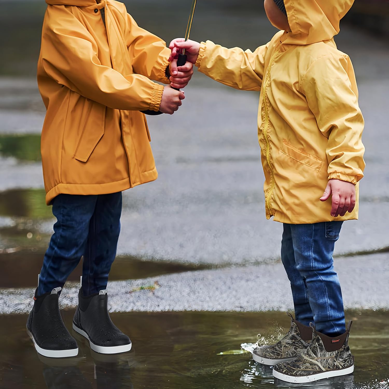 Showave Kid's Deck Boots Ankle Rain Boots Boys Girls Mud Boot image 3