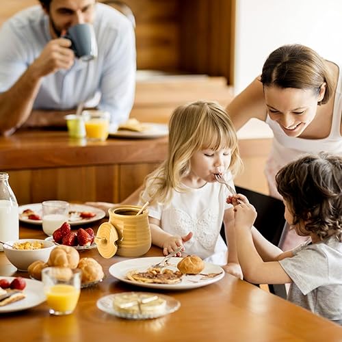 Vista 13 de HASENSE Maceta de cerámica para miel con tapa, tarro de miel de 12 onzas con vaso de madera, juego de palitos y frascos de miel, lindo recipiente