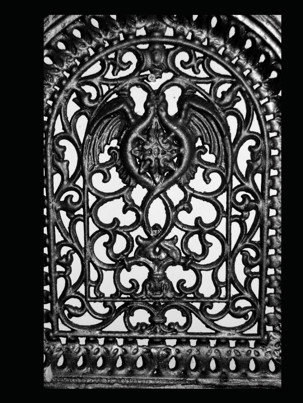 Omega Lucifer Chronicals résoudre les mystères de la saga
