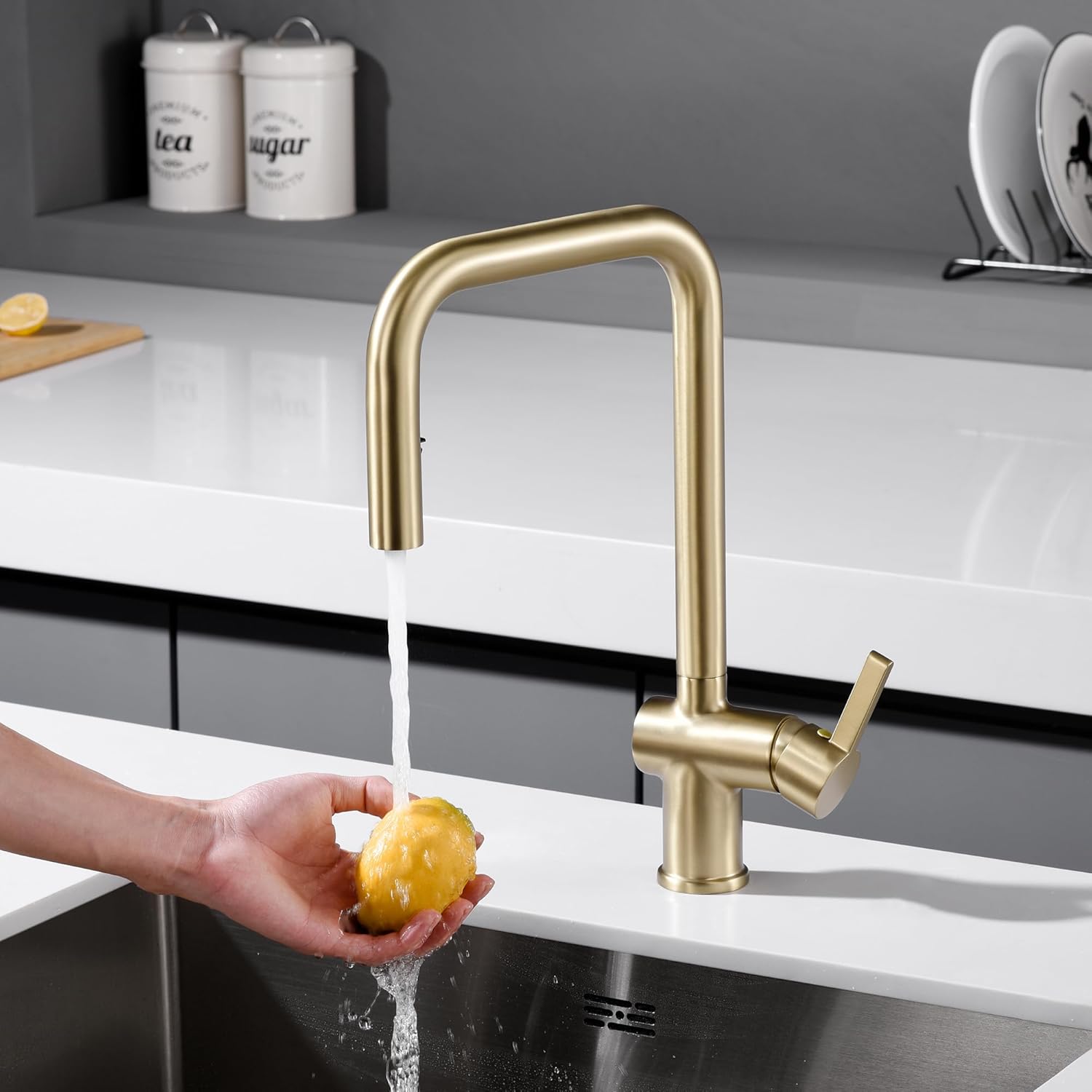 SUMERAIN Pull Out Kitchen Faucets with Dual Sprayer Mode, Single Hole Stainless Steel Modern Kitchen Sink Faucet Brushed Gold