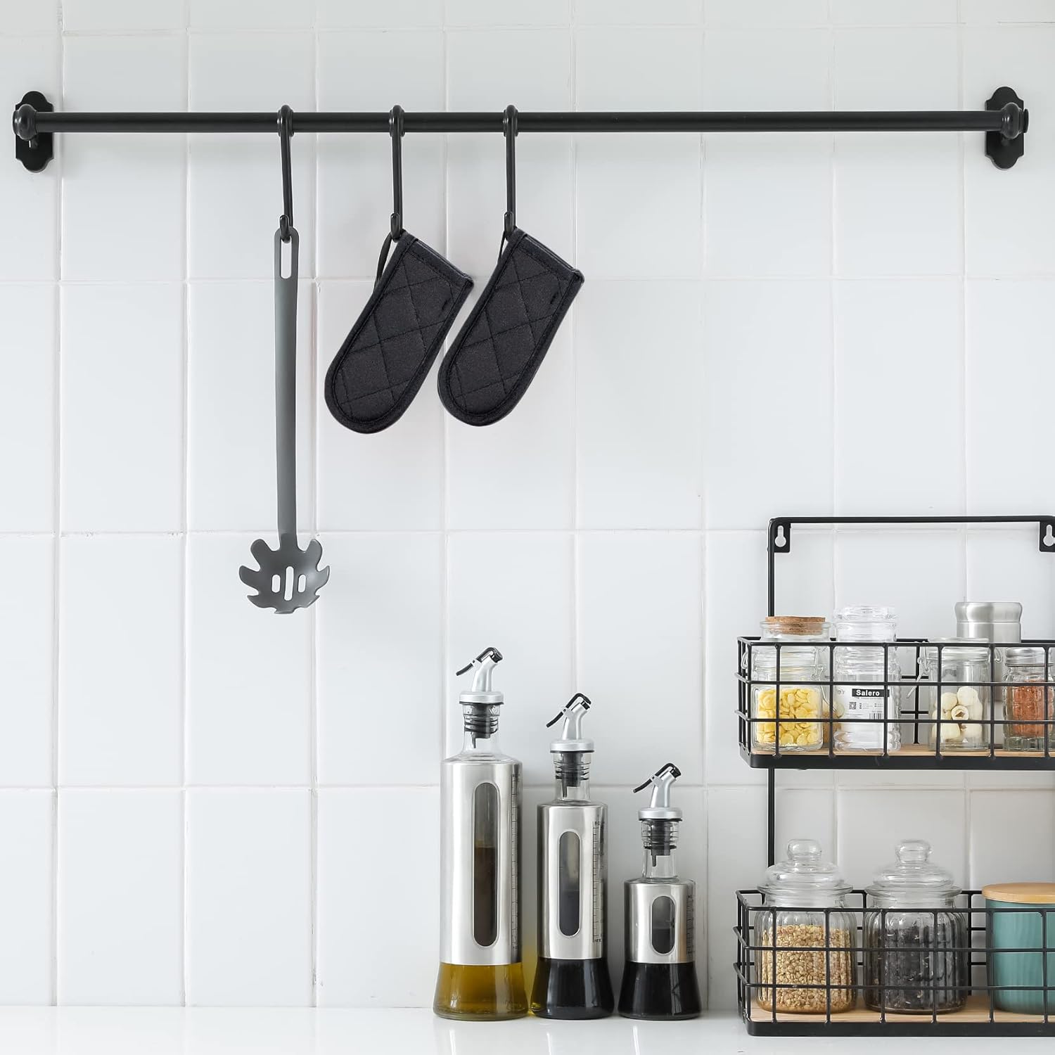 Cast Iron Skillet Handle Covers,Pot Handle Covers Heat Resistant,Pot Holders for Kitchen Heat Resistant,Machine Washable Handle Mitts 2 PCS(Black)