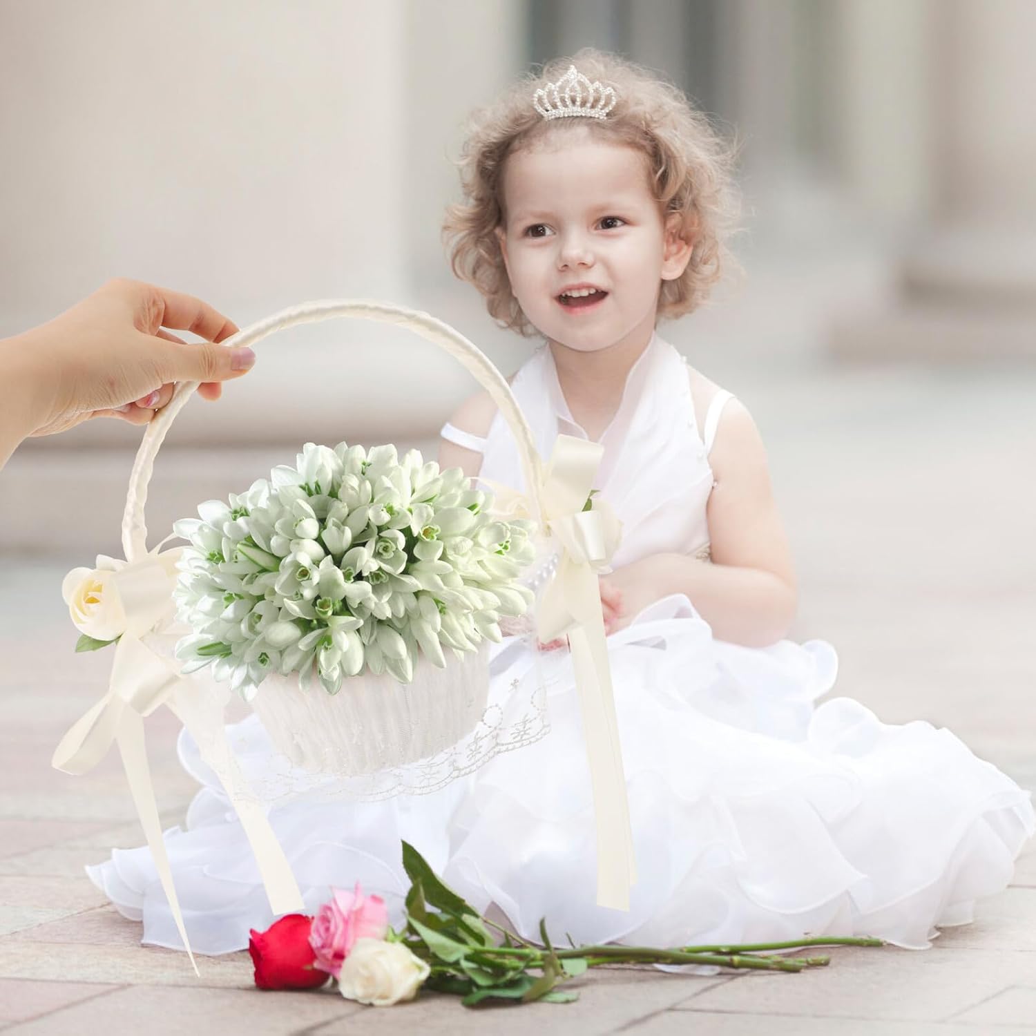 BESPORTBLE Wedding Flower Girl Basket Handheld White Artificial Rose Petal Basket with Bowknot for Wedding Party Supplies and Ceremony Decorations