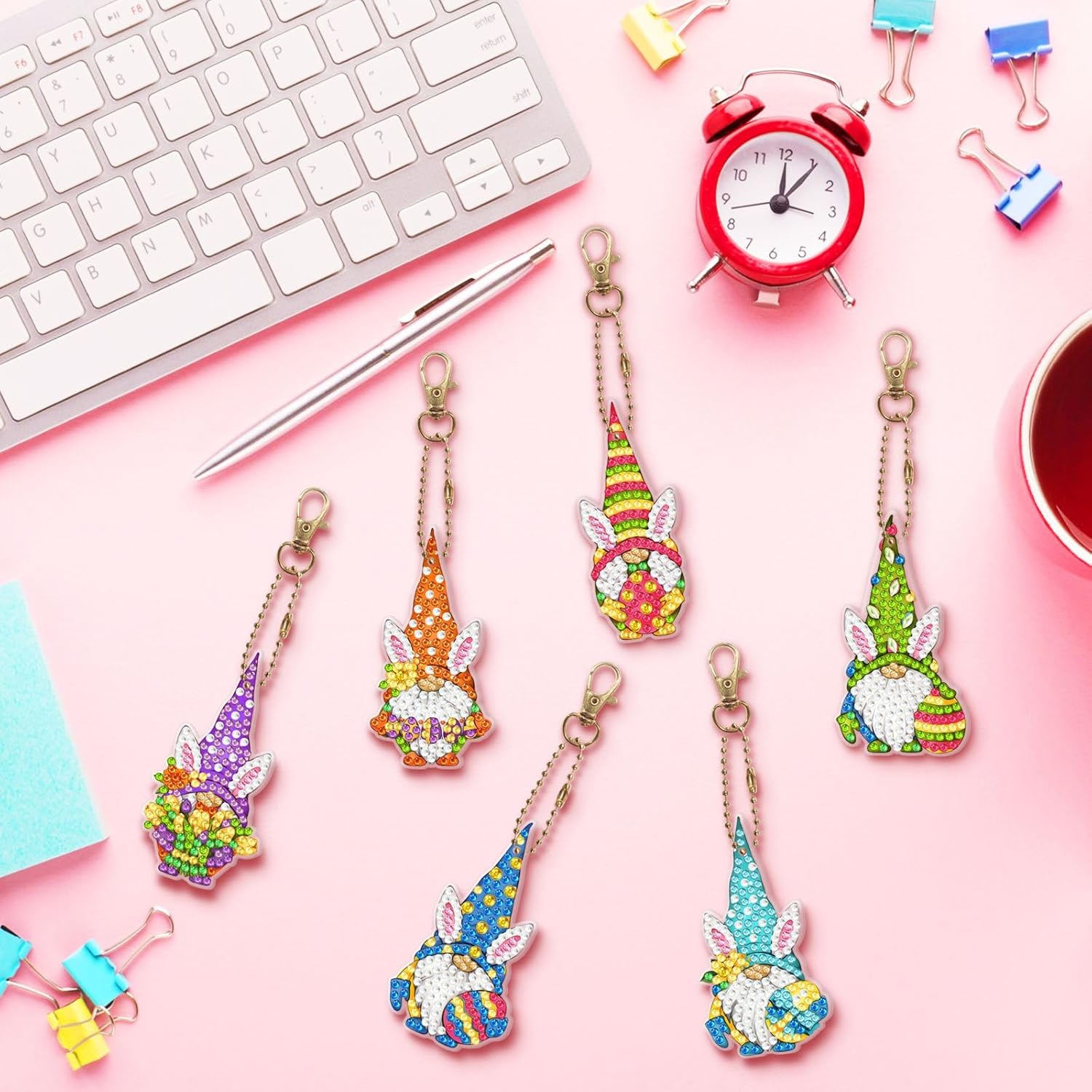 32Pcs DIY Diamond Easter Keychain Ornament Diamond Art Painting Keychains Handmade Hanging Bunny Egg Key Chains Pendant Double Sided Spot Drill