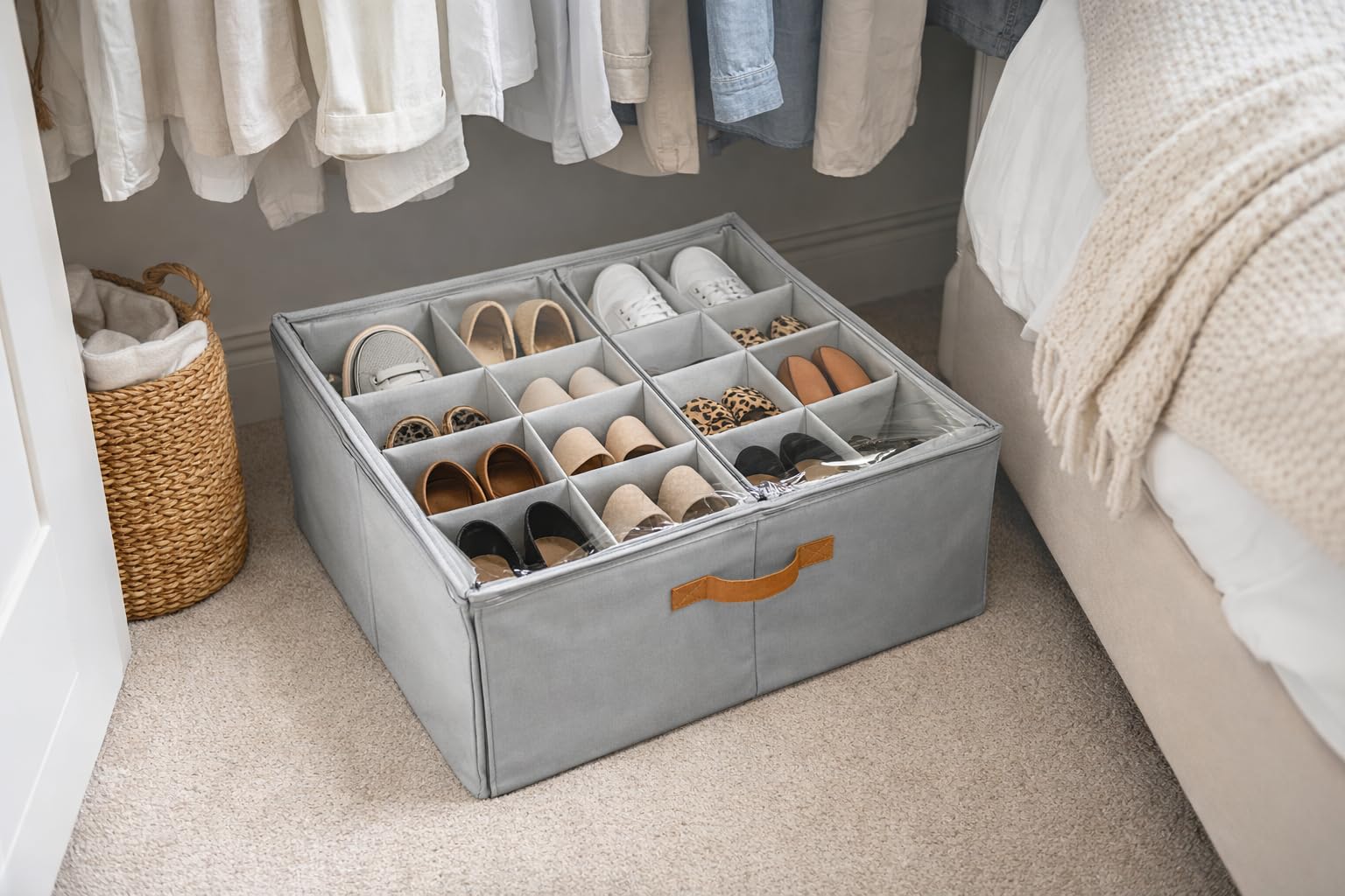 Genérico Organizador de Zapatos Ajustable 16 Compartimentos – Caja Organizadora con Separadores Flexibles, Multiuso para Zapatos Grandes, Ropa y Accesorios – Plegable con Tapa Transparente