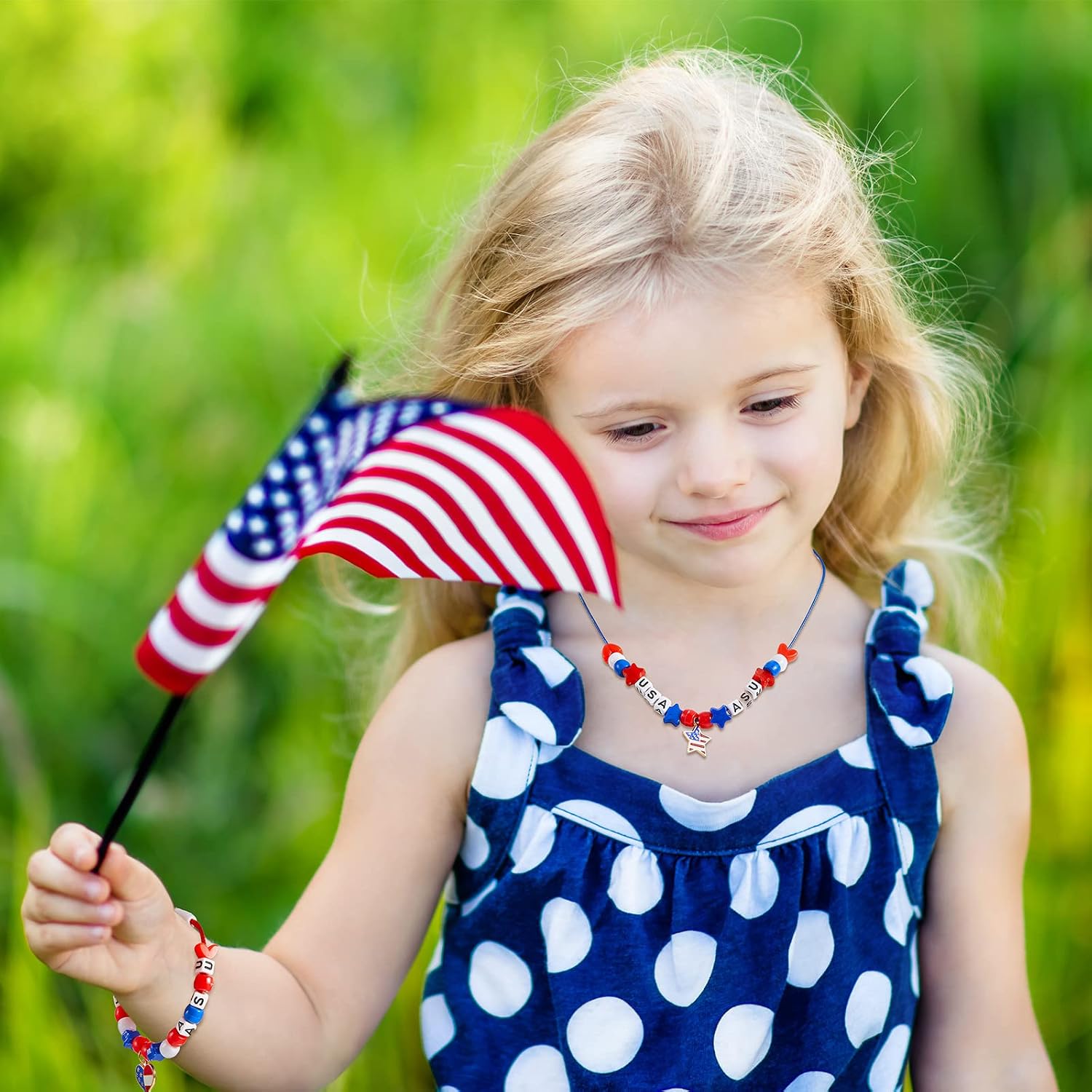 Deekin 4th of July Kids Patriotic Jewelry Craft Kits for with Red White Blue Stars American Flag for Independence & Veteran's Day DIY Fun Home Activities(30 Set)