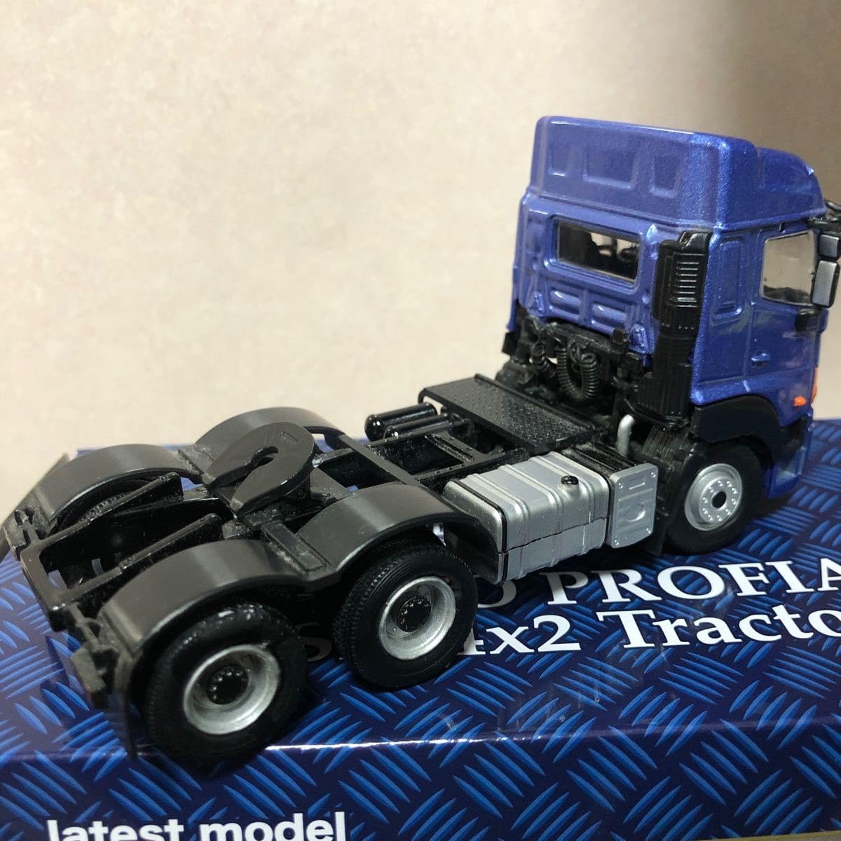 Amazon | 1100 日野 プロフィア 1/50 6×4 プラッツ 完成品 700