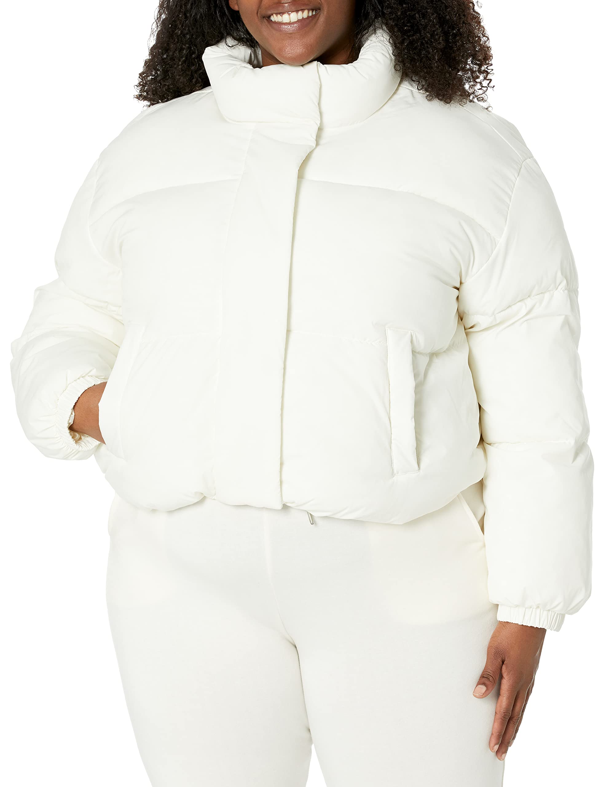 Amazon Essentials Femme Doudoune Courte à Fermeture Éclair Intégrale (Polaire Matelassée Mate ou Sherpa)