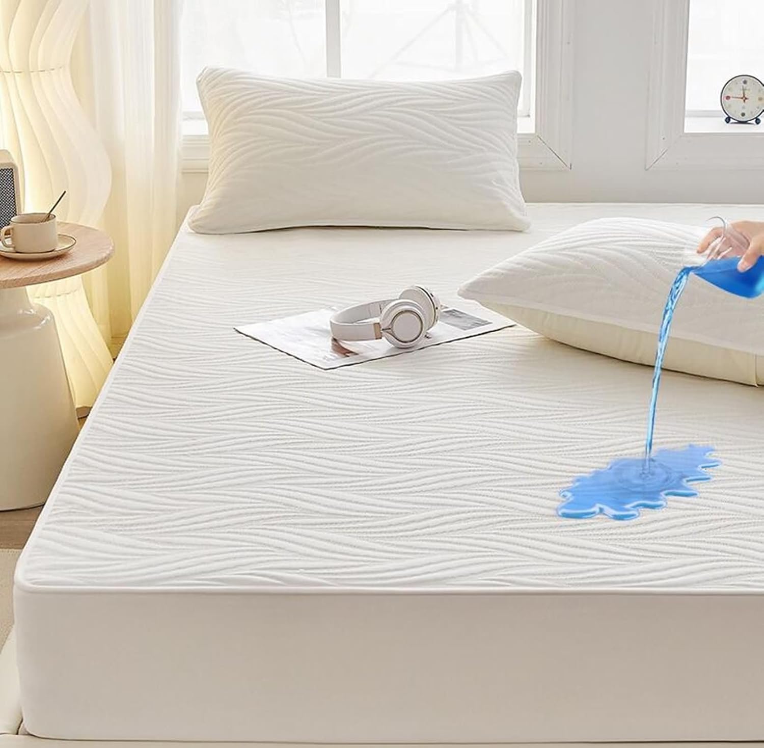 Beydodo Fitted Sheets 48 x 78 inch, Bed Fitted Sheet with Standard Pocket White with Leaves Textured, Polycotton Mattress Protector 120x200cm