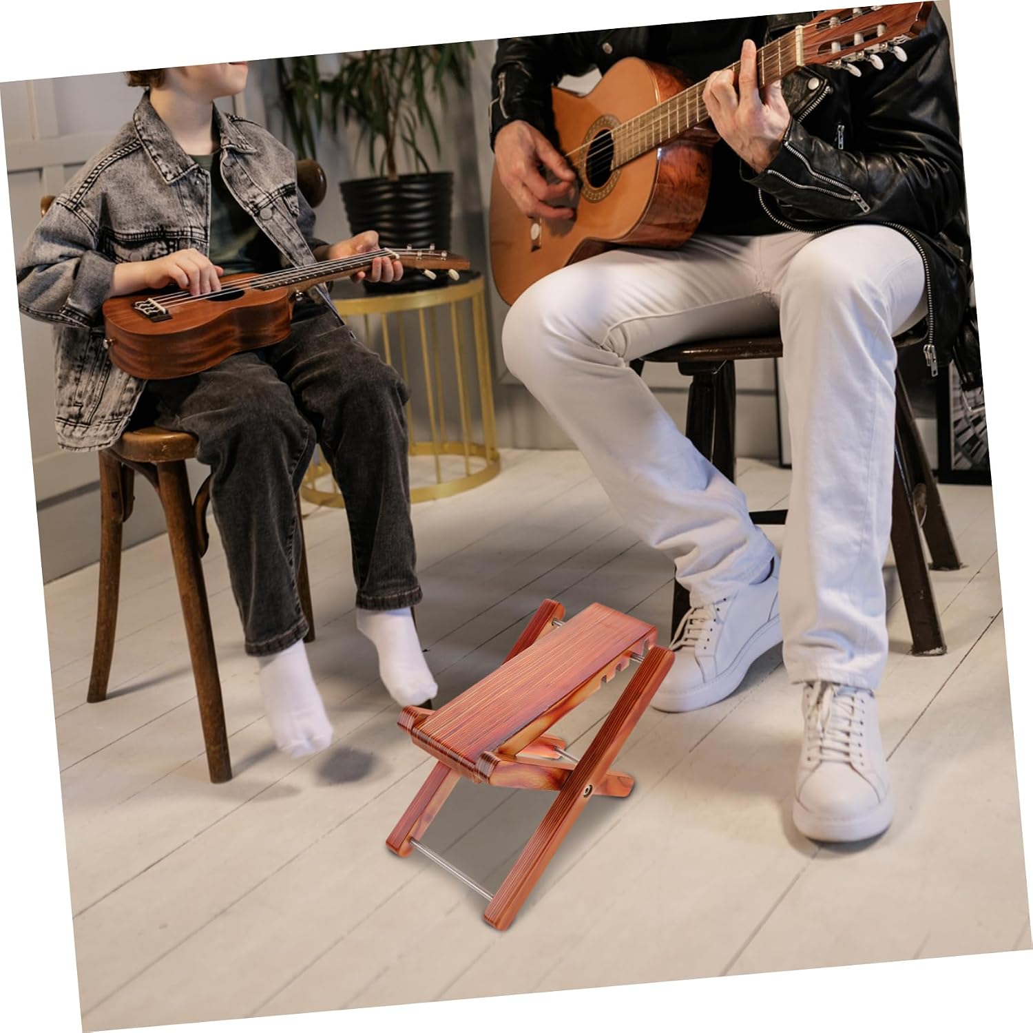 Adjustable Wooden Foot Stool for Classical Guitarists Portable Height Adjustable Footrest for Acoustic and Electric Guitars 1 Piece