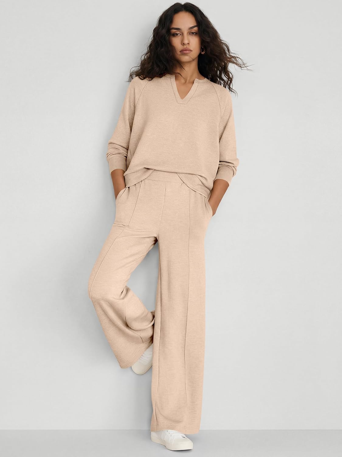 ANRABESS Women's Long Sleeve V Neck Sweatshirt 2 Piece Set | Raglan Top & Wide Leg Pants, Loose Wrinkle-Free Sweatsuit, Daily Travel Airport Matching Lounge sets, Fall Winter Outfits