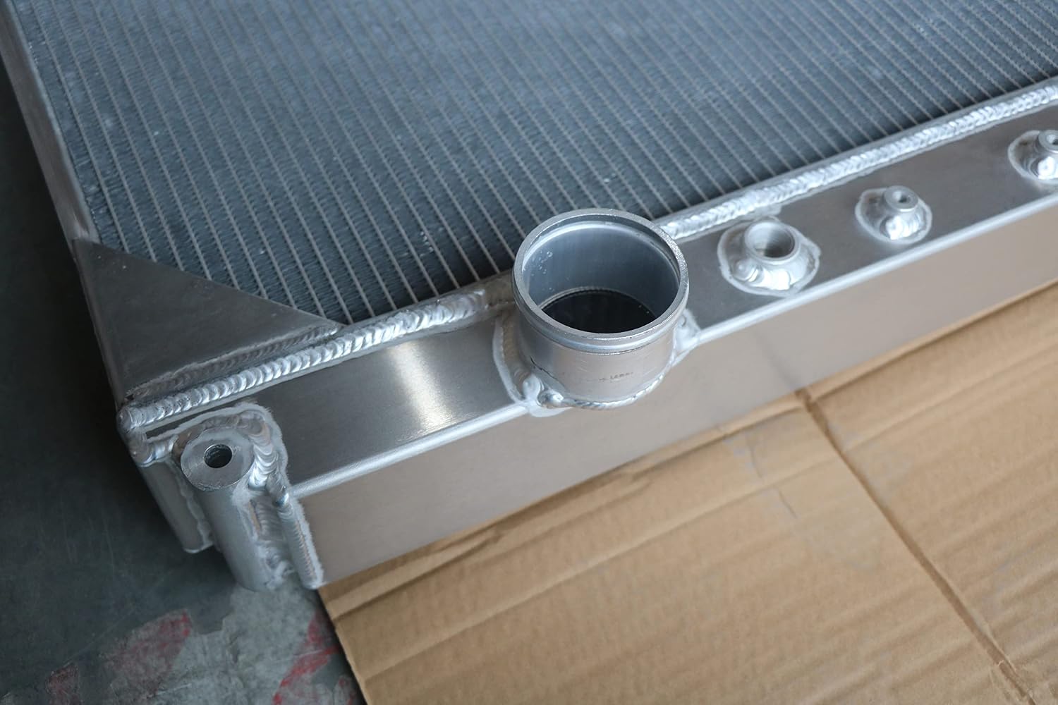 Aluminum Radiators Compatible with 2008-2013 Freightliner Cascadia Columbia Century Class Trucks 12.8-15.0 L6, 2 Row Radiator 2009 2010 2011 2012 08 09 10 11 12 13(Wooden packaging box)