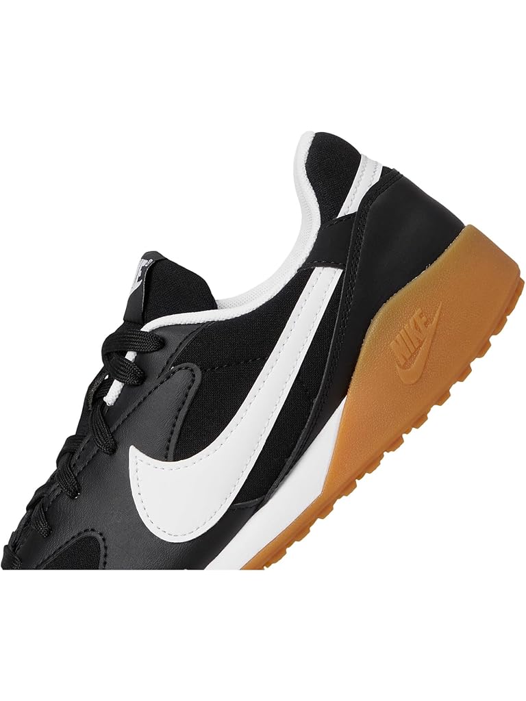 Black Nike Terra Manta