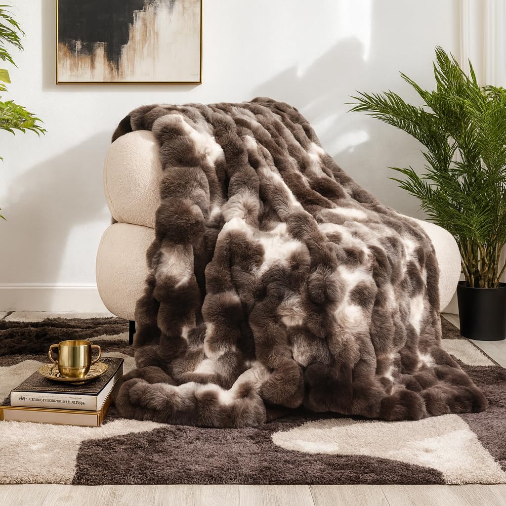 H&D Faux Fur Throw Blanket for Couch,Fluffy Cozy Soft Plush Luxury Thick Fuzzy Fleece Blanket for Couch Bed Sofa Bedroom Living Room,Comfy Bubble