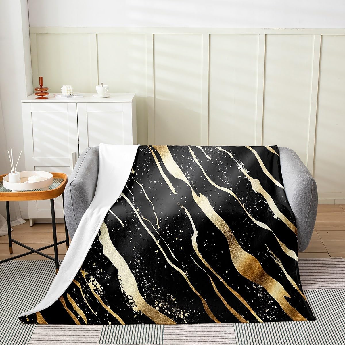 Black Golden Stripes Throw Blanket Twin 60x80 Watercolor Abstract Modern Lines Fleece Blanket for Kids Teens Adults Simple Fashion Glitter Graffiti Flannel Blanket for Office Couch