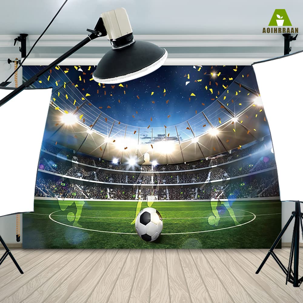 Aoihrraan 3x2,5m Calcio Campo Sfondo Calcio Campo Porta Palo Palla Gioco Stadio Riflettore Prato Sport Club Coriandoli Fondale Fotografia Sport Ragazzo Tema Bambino Ritratto Puntelli Fotografico
