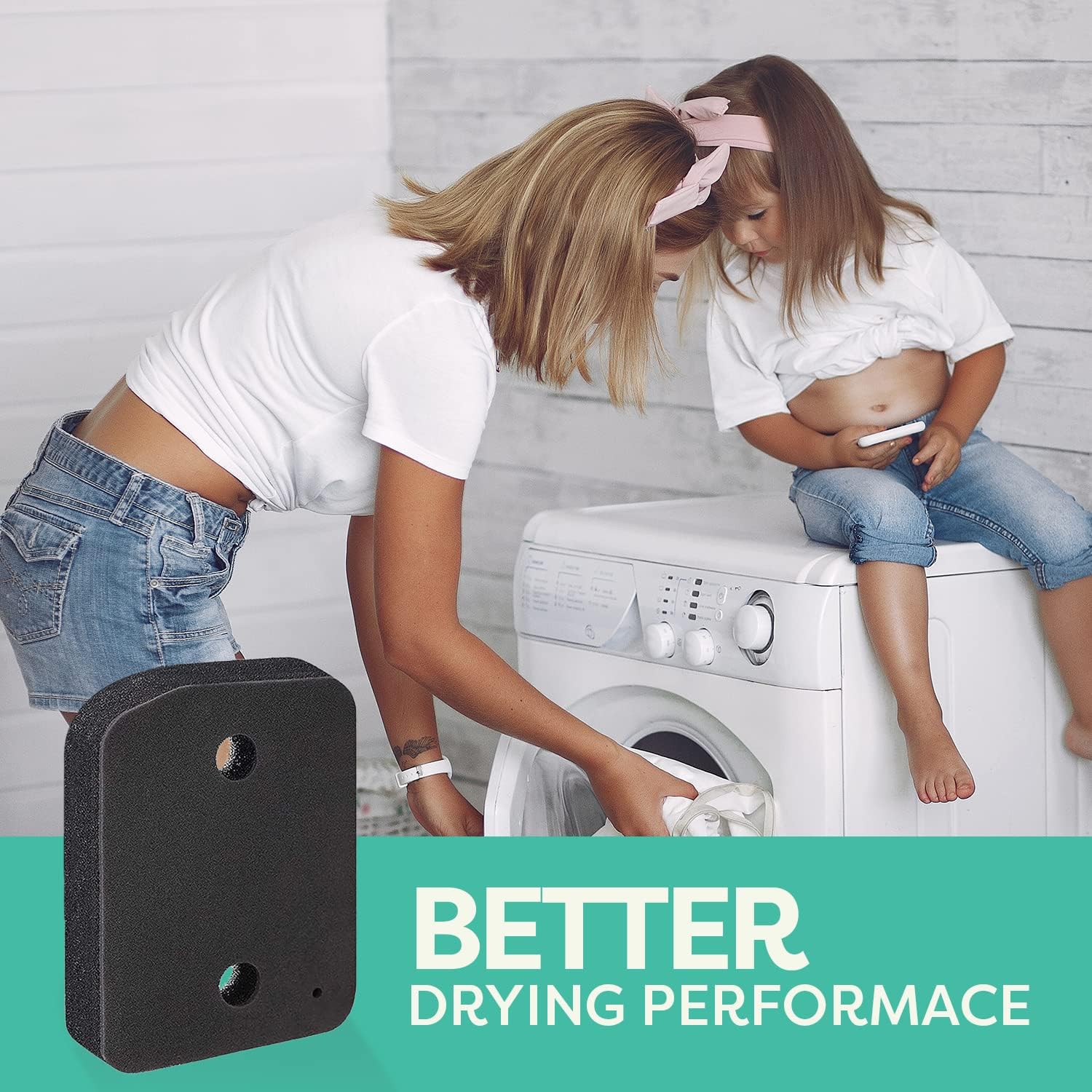 Close-up view of the plinth filter showing two distinct layers: a coarse filter for thick fluff and a fine filter for small particles.