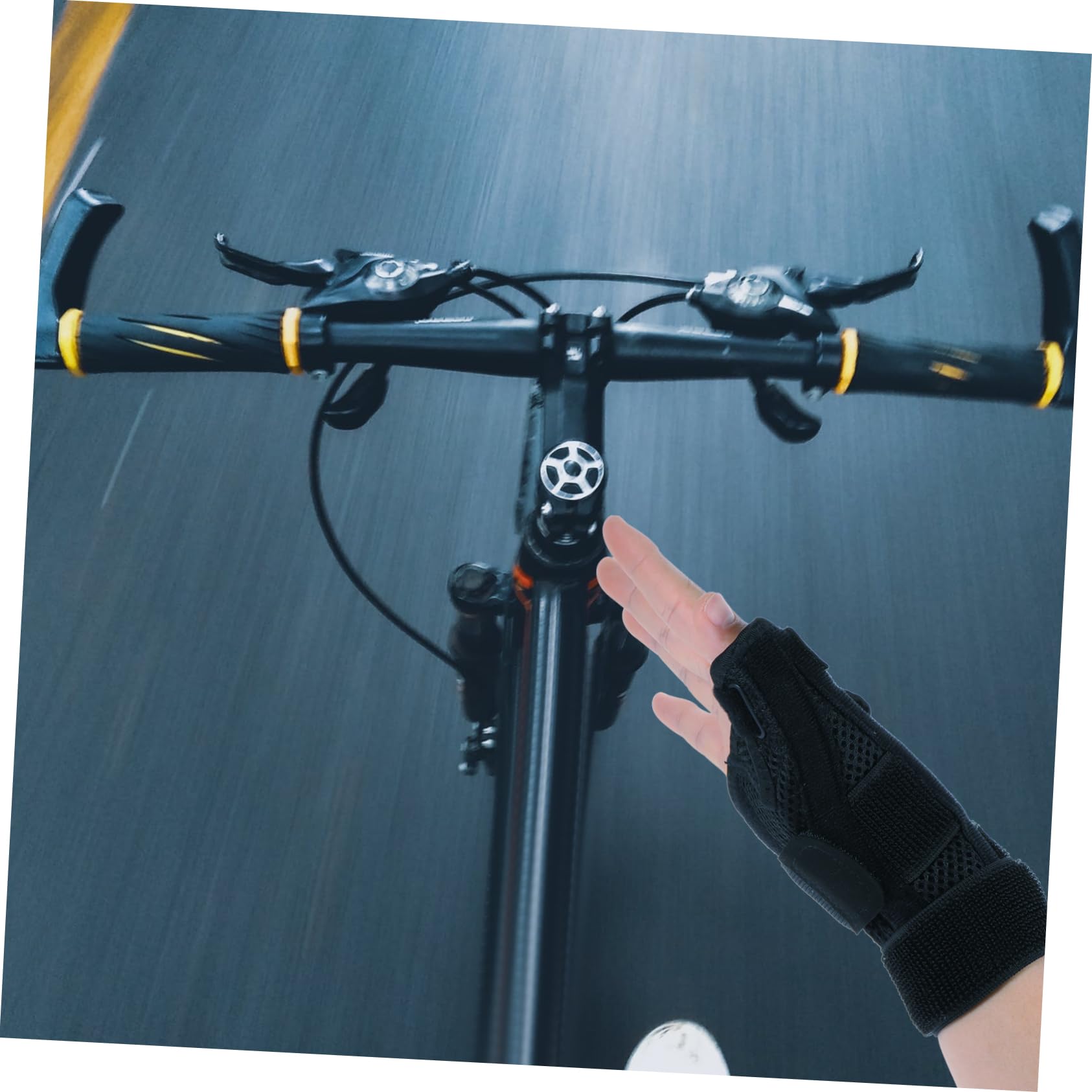 HOODANCOS Adjustable Thumb Stabilizer Brace for Finger Support Brace Wrist Strap