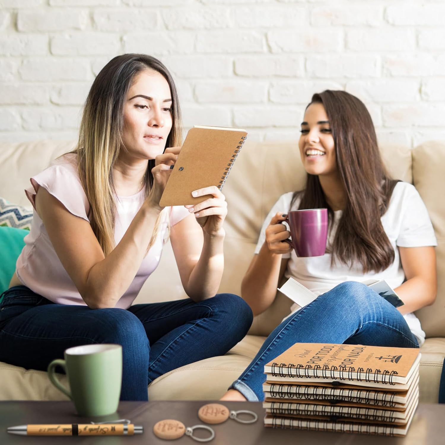 180 Pcs Spanish Christian Gifts Spiral Religious Notebooks Christian Valentines Gift Spanish Prayer Journal with Bible Pens and Keychain for Women Men Teacher Valentine's Day Church - Image 6