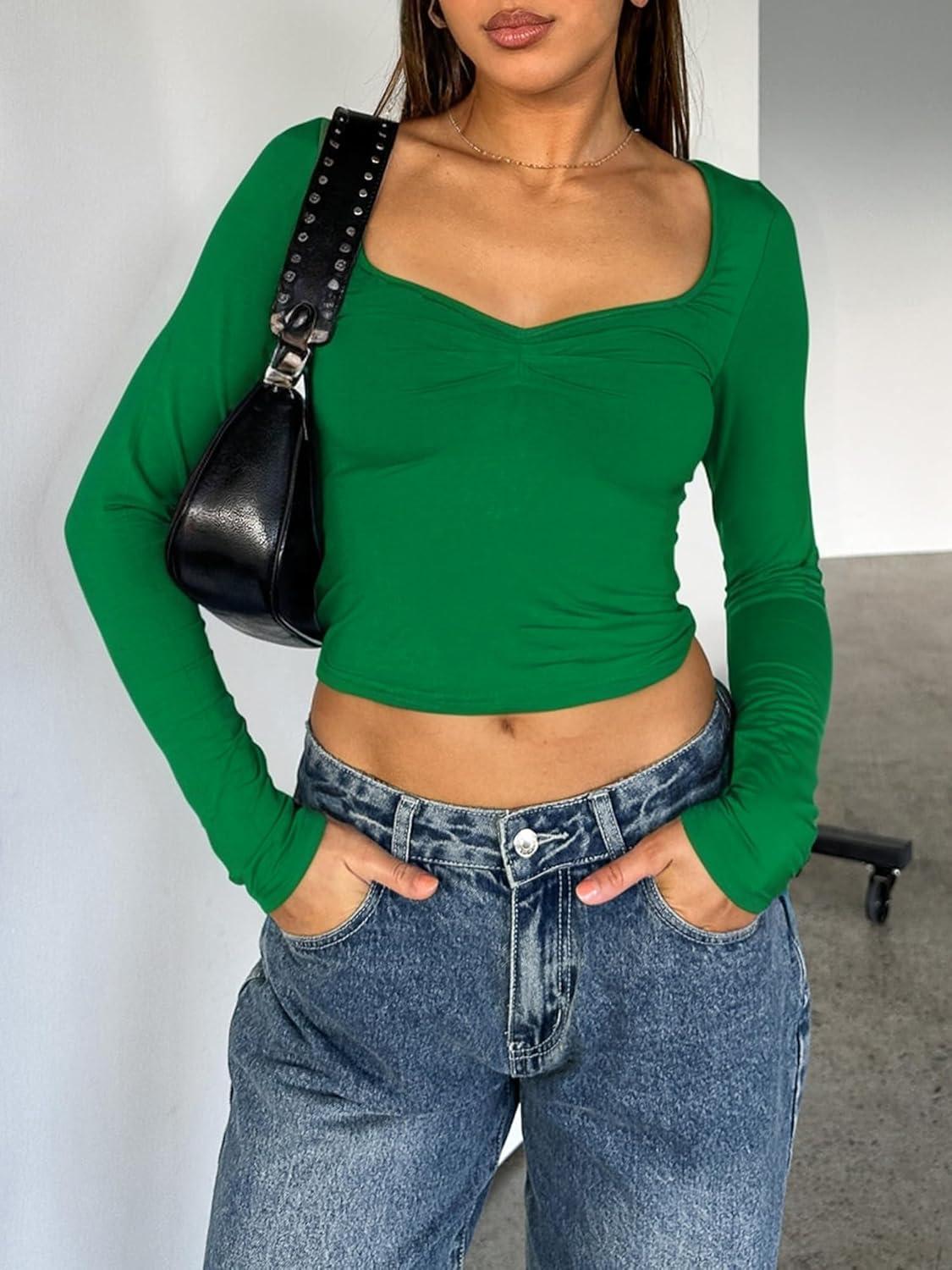 ForeFair Women's Sexy Long Sleeve Going Out Tops Pleated Bustier Shirt Cute Sweetheart Neck Y2K Cropped Top - Image 5