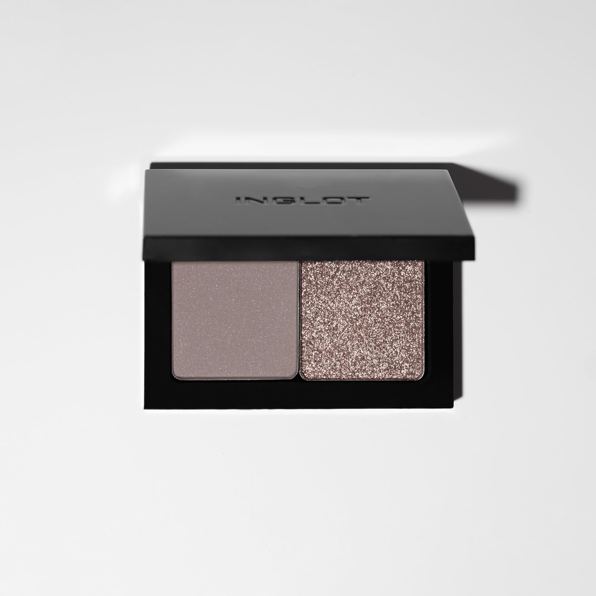 Inglot Freedom System Flexi Palette with Mirror - Refillable Magnetic Makeup Palette, Black, 2 - Image 3