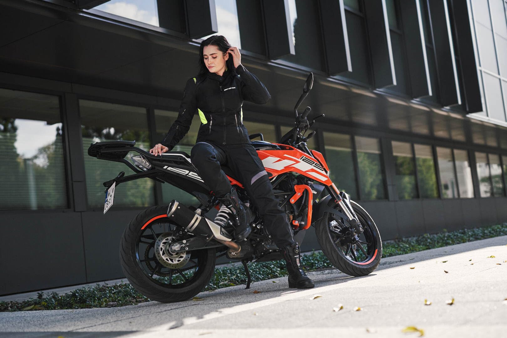 SHIMA RUSH LADY kurtka motocyklowa damska - tekstylna, wielosezonowa, miejska kurtka z membraną wodoodporną i ocieplaczem, protektorami CE pleców, lokci, barków (Fluo, XS)