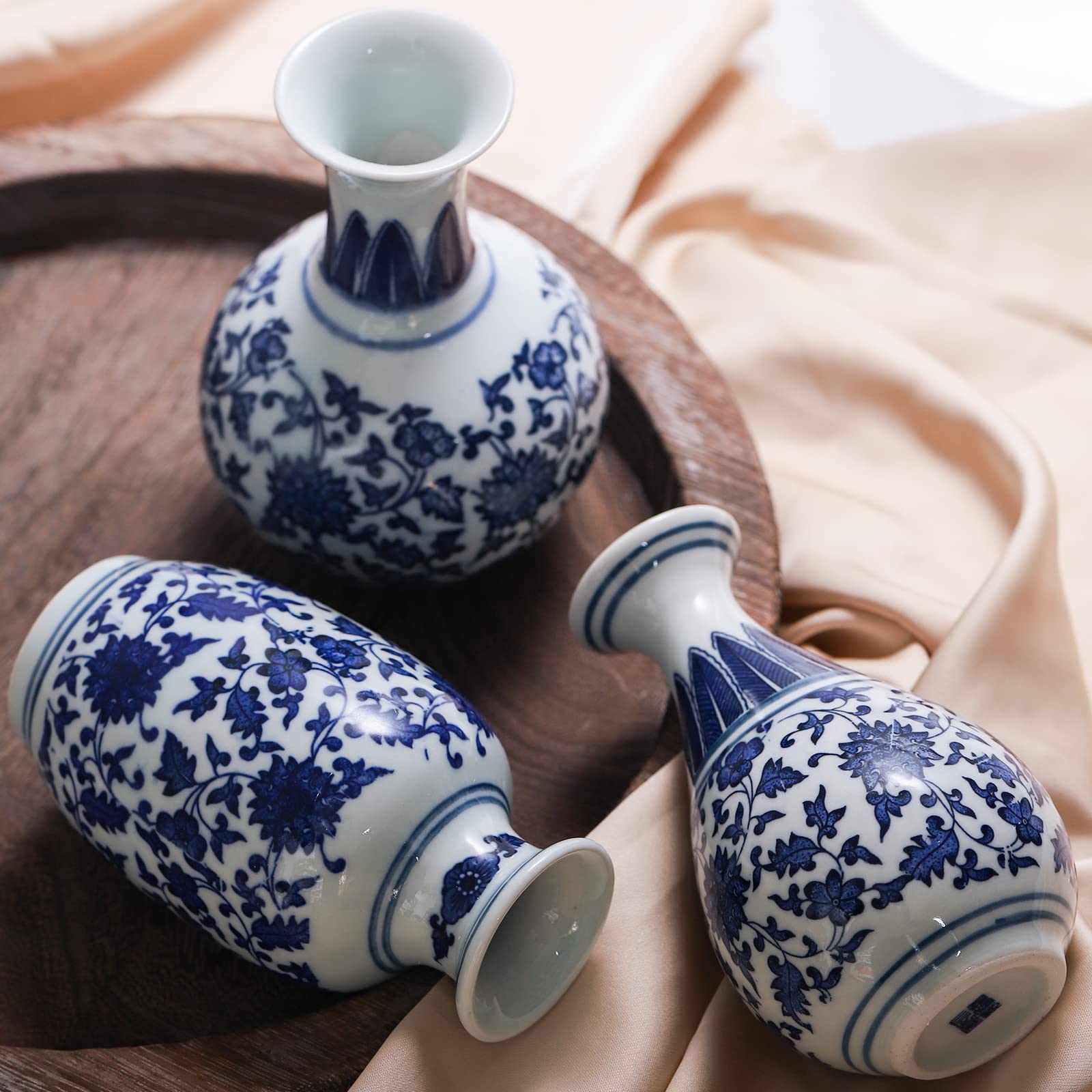 陶瓷器    小瓷瓶 Amazon.com: Yesland 小藍白瓷花瓶3 件組高5 英吋(約15.2 公分