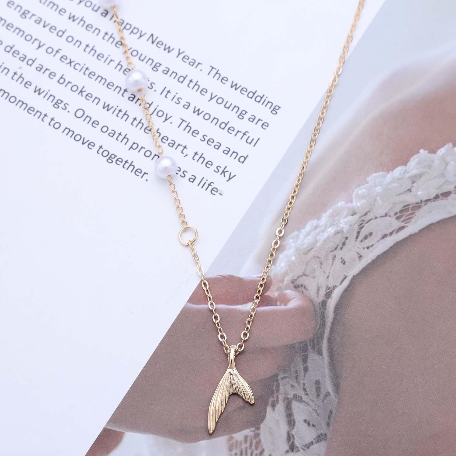 Bohemian Mermaid Fishtail Choker Necklace Gold Pearl Fishtail Pendant Necklace Pearl Station Box Chain Necklace White Pearl Collar Necklace Jewelry for Women Gifts - Image 3