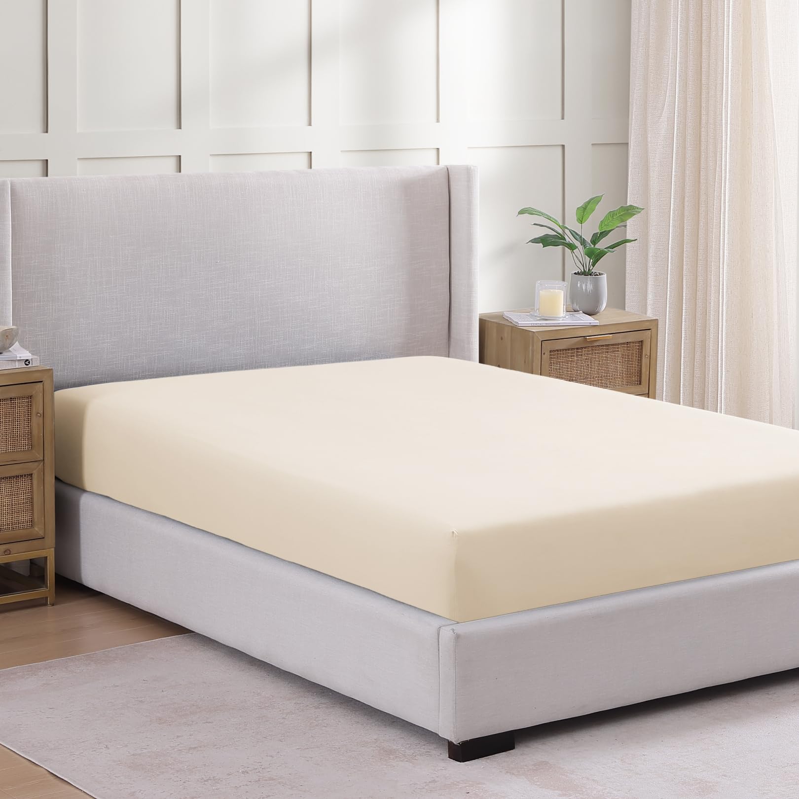 Fitted Sheet Double, Ivory - Pre-Washed, Deep Pocket 14 inch (35 cm) - Easy Care - Soft Brushed Microfibre Fabric - Shrinkage and Fade Resistant - Bottom Sheet - Image 2