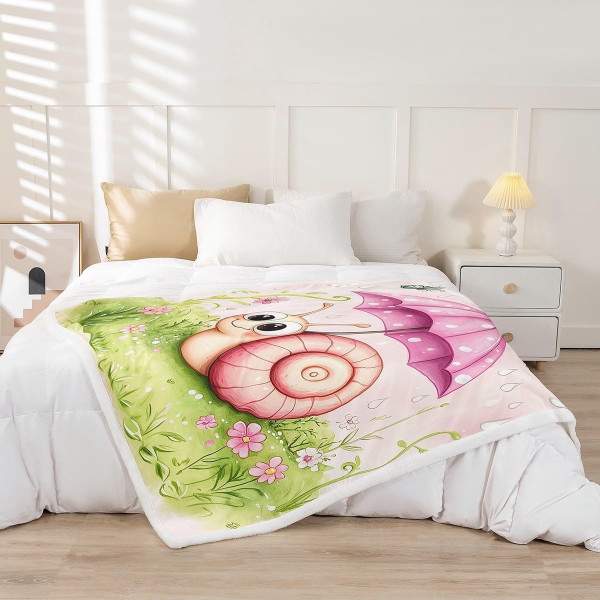 Erosebridal Kawaii Snail Fleece Blanket Girls Groovy Floral Print Throw 50"X60" Sherpa Blanket Pink Decor for Bedroom Cute Animals Wildlife Throw Blanket Cartoon Flannel Blanket for Bed Couch - Image 2