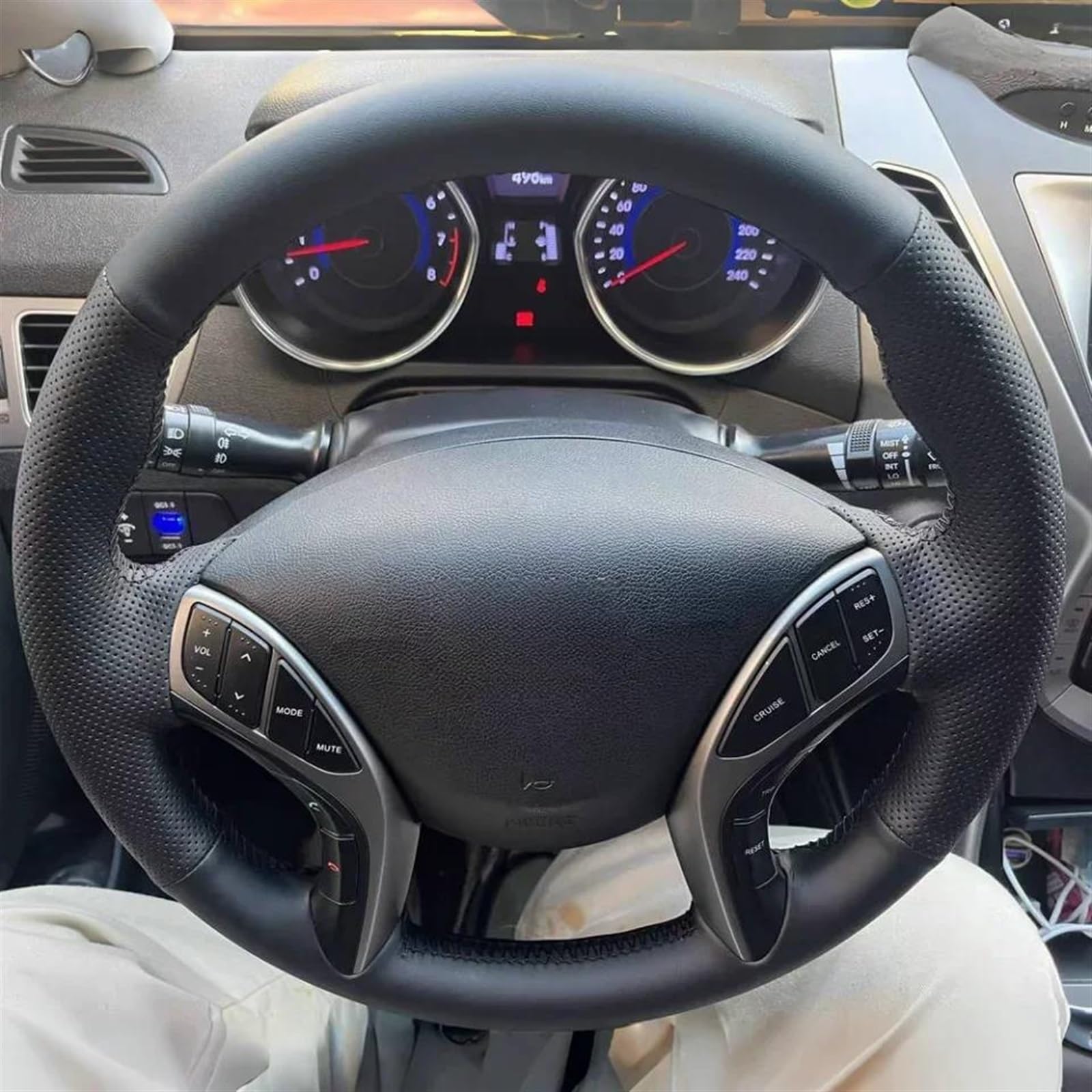 Für Hyundai Für Elantra 11–18 Für Avante I30 12–18 Maßgefertigte Geflochtene Lenkradhülle Fürs Auto, Autoinnenausstattung Teile(Crange)