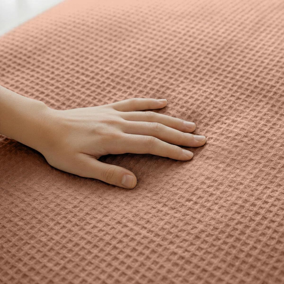 Zelesta Serene Sommerbettdecke ohne Bezug 200x220 Cm - Kühlende 2-in-1 Sommerdecke gegen Nachtschweiß, atmungsaktiv & ultraleicht, waschbar, schnelltrocknend, für Allergiker geeignet (Terrakotta Rosa)