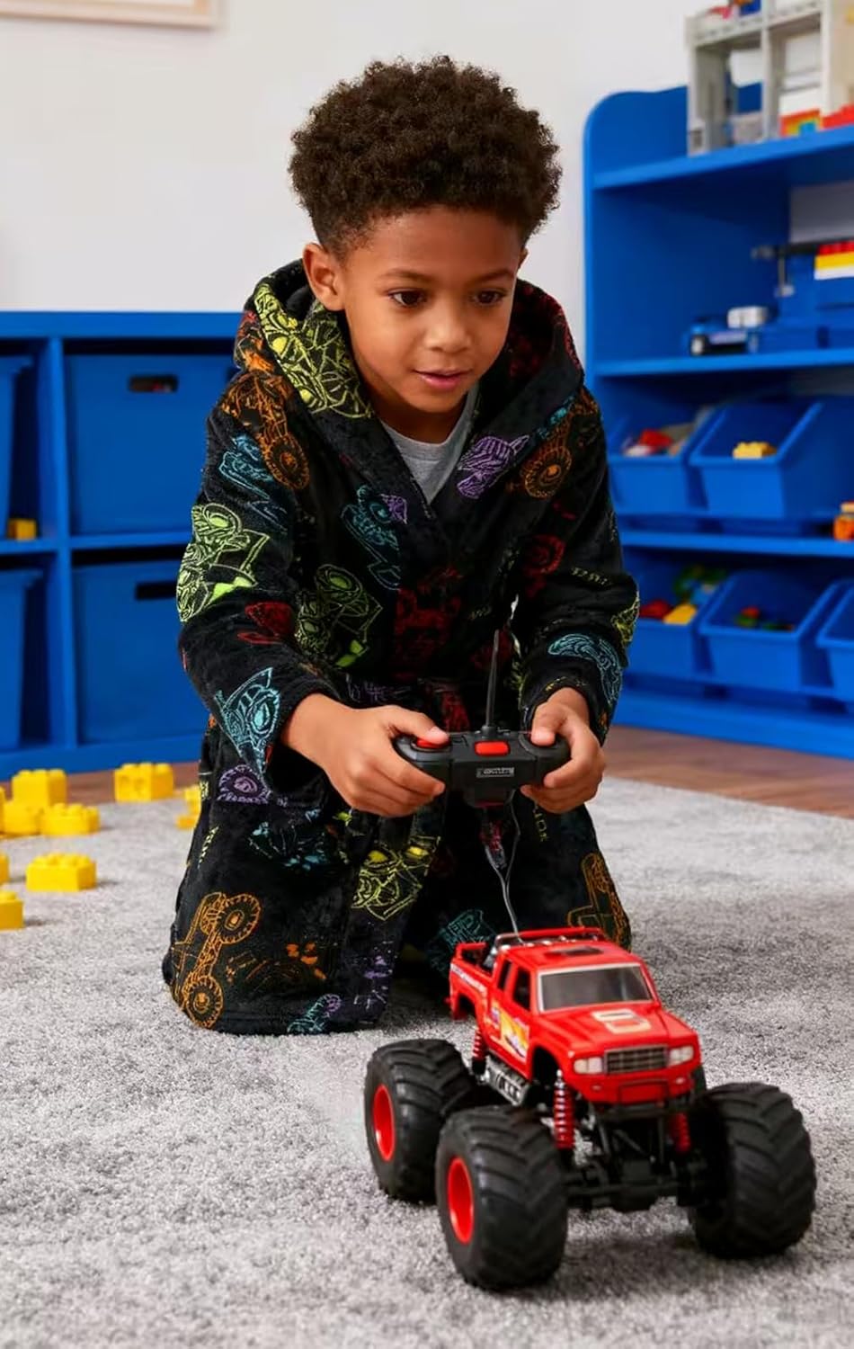 Boys Fleece Robe Sleepwear Hooded Plush Soft Bathrobe for Kids 2-16 Years - Image 6