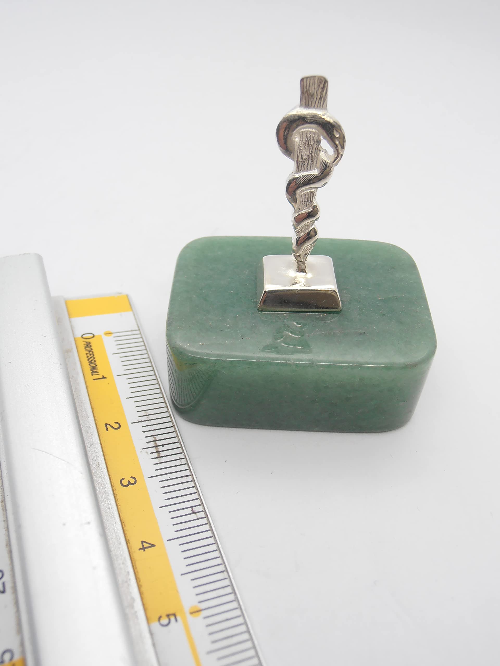 Bastone di Esculapio : Simbolo di Asclepio in Argento 925 su Avventurina Naturale Verde - Medici - Dottori - Medicina - Fermacarte - Soprammobile - Pietra Dura