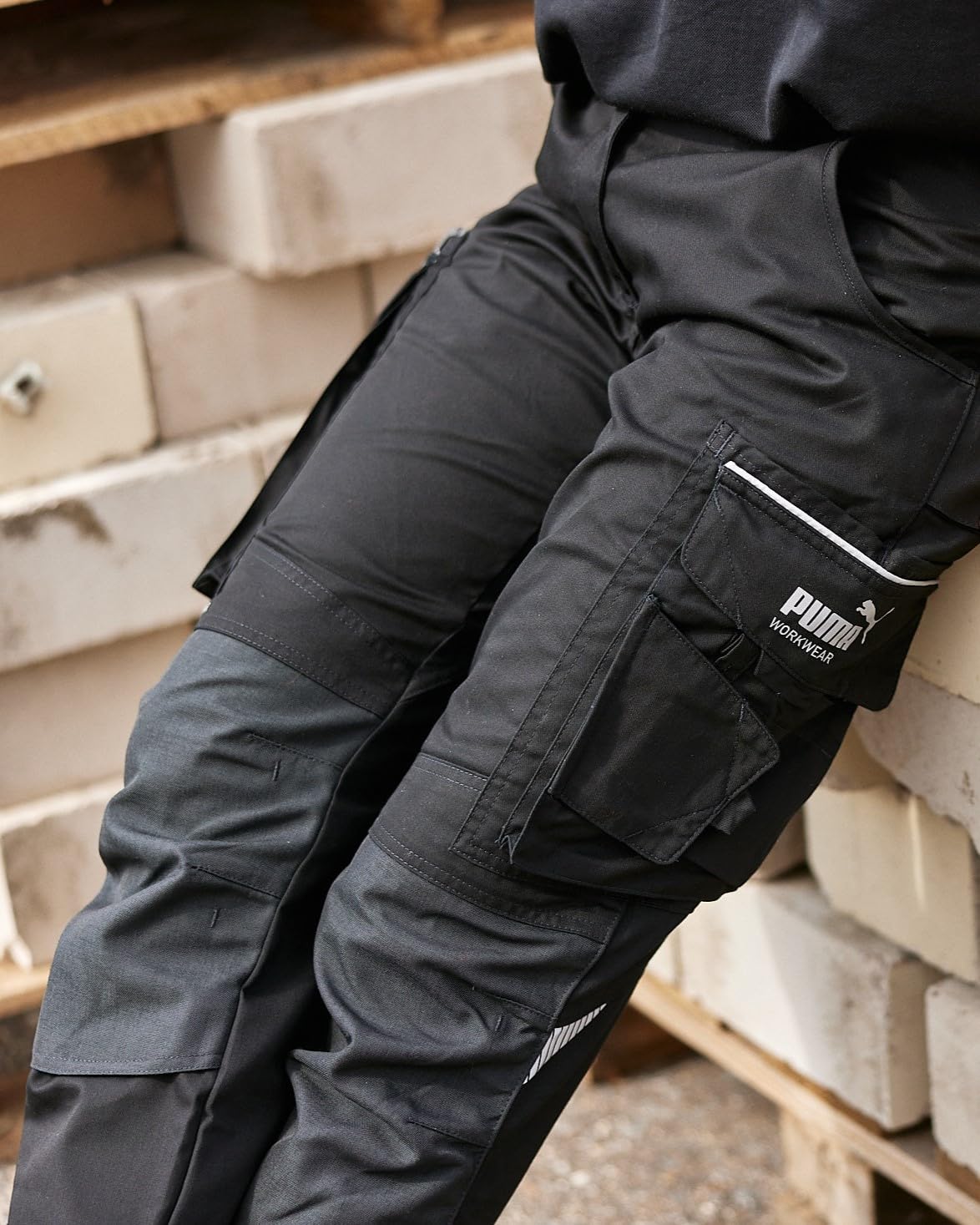 PUMA Workwear Precision X Pantalon de Travail pour Femmes, Nombreuses Poches & Genoux renforcés - Idéal pour Les Artisans, Les ouvriers de Production et de Construction