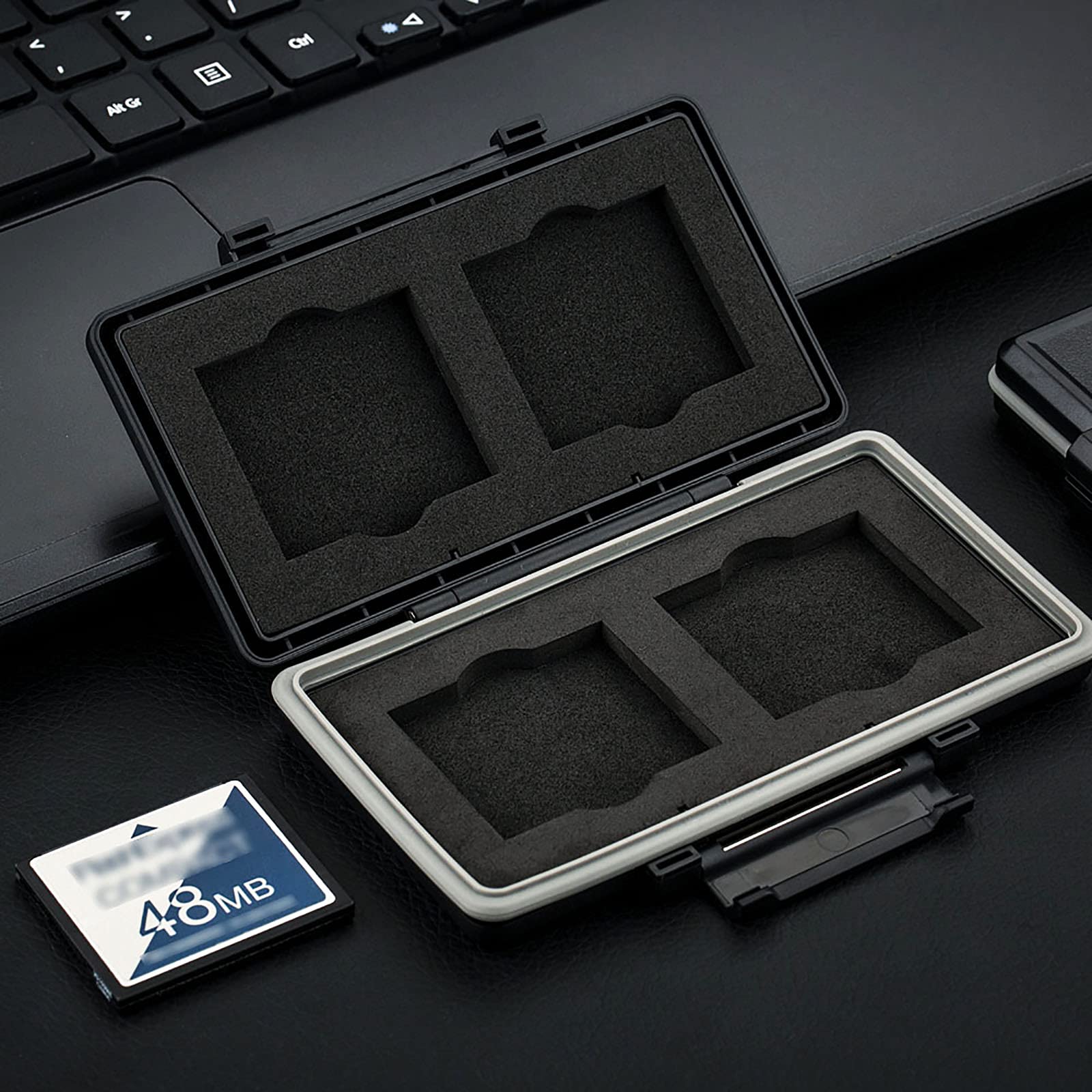 Amazon | JJC 4 スロット CF コンパクトフラッシュ カードケース 4 枚