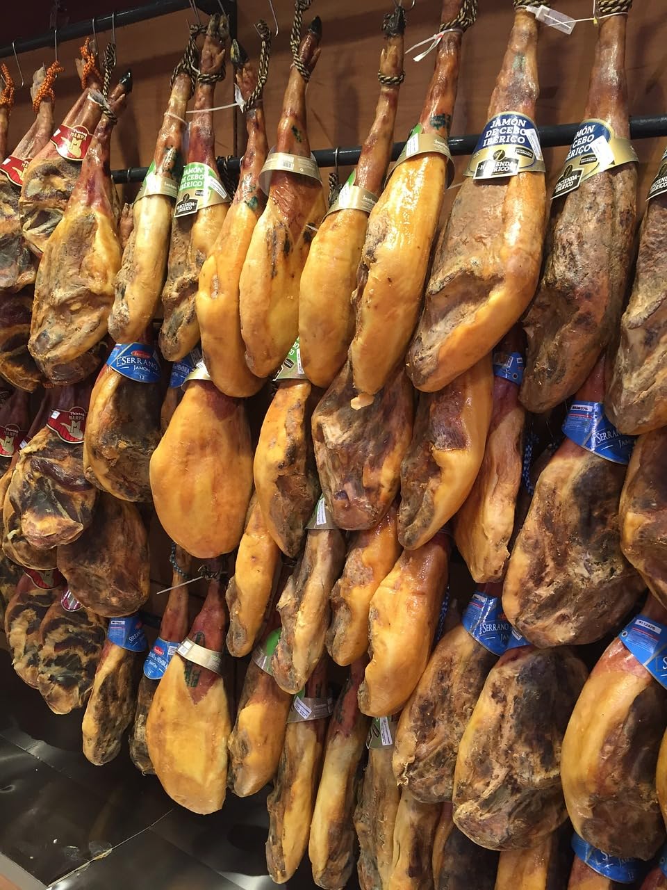 Hymor spanischer Schinken Reserva – 1x ca. 7,5kg – spanische Spezialität, Vorderschinken mindestens 12 Monate gereift, ganzer Jamon Schinken mit Knochen, aus dem besten Stück vom weißen Schwein