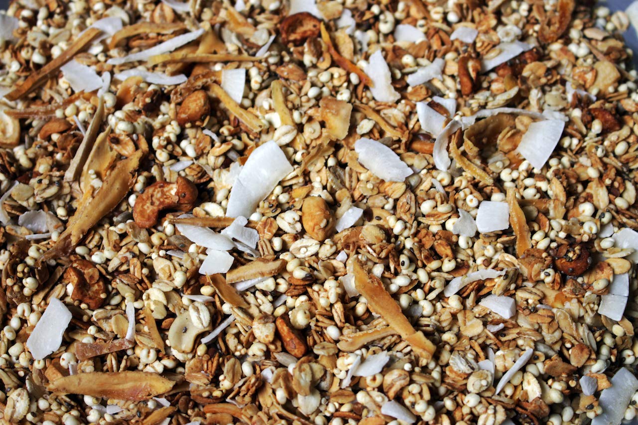 Granola de Mango, Coco y Anacardos (Pack: 3 x 300gr) Peso Total: 900gr