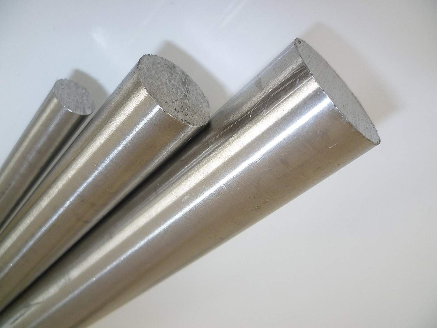 Round Material. Stainless Steel Round 1.4301/1.4305 Drawn Blank H9 – Pack of 3) A, approx. 1000 mm A2 AISI 304, Durchmesser 12 mm, 2 Stück, 1