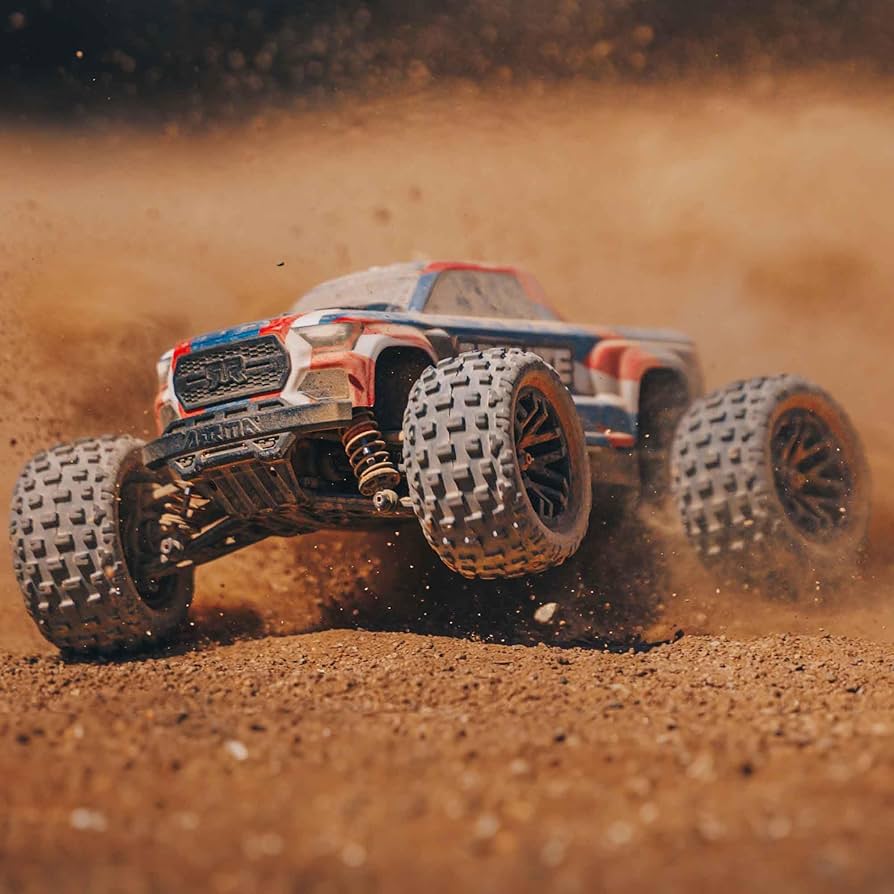 ARRMA 1/18 GRANITE GROM MEGA 380 Brushed 4X4 Monster Truck RTR Green complete with battery and charger · Modelsport