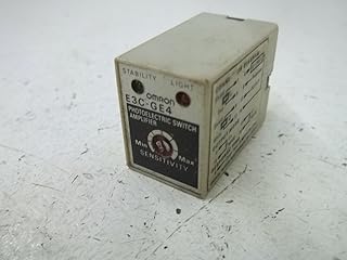 Omron Type E3C 12-24VDC Photoelectric Switch Amplifier w/ Socket E3C-GE4