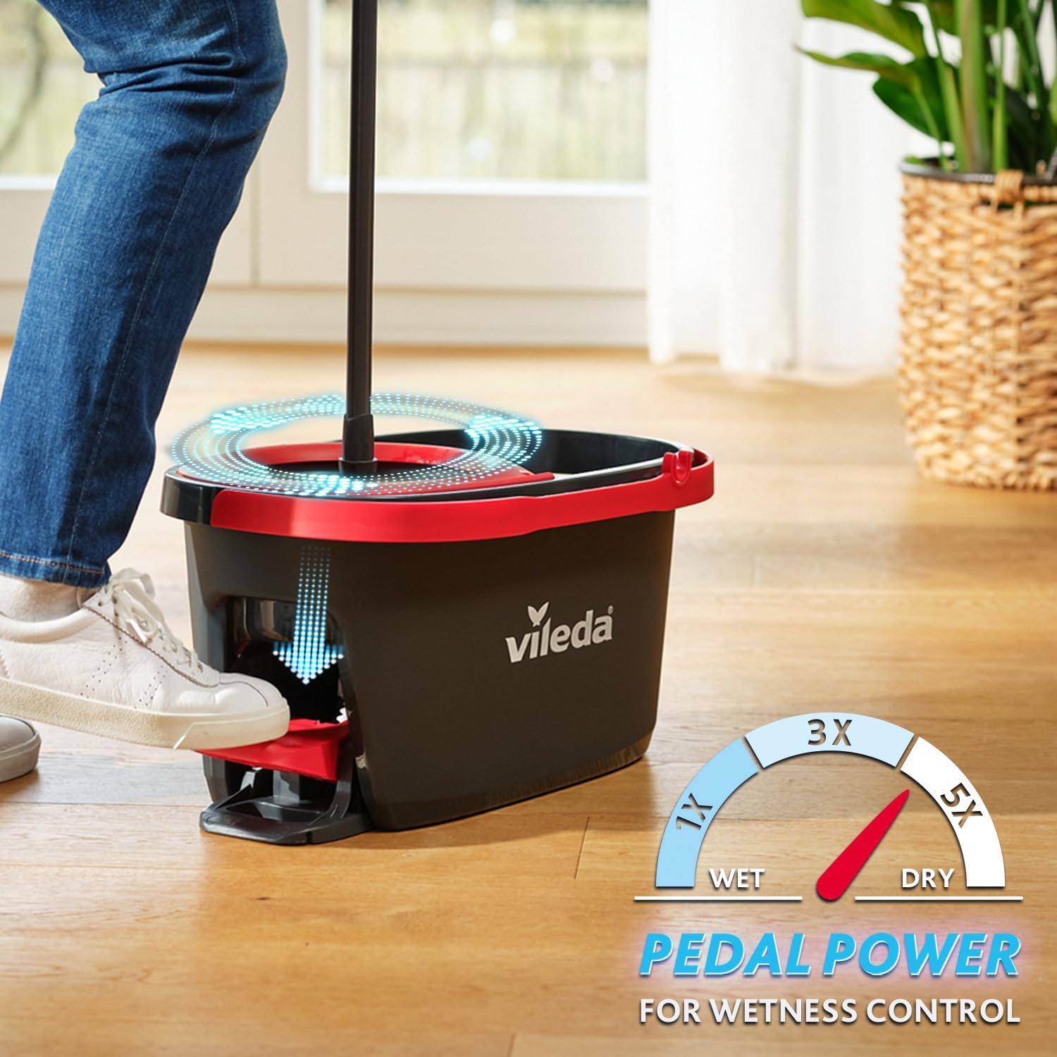 Vileda Turbo 2in1 Spin Mop & Bucket Set with Foot Pedal and Extra Refill - Mise en situation et utilisation