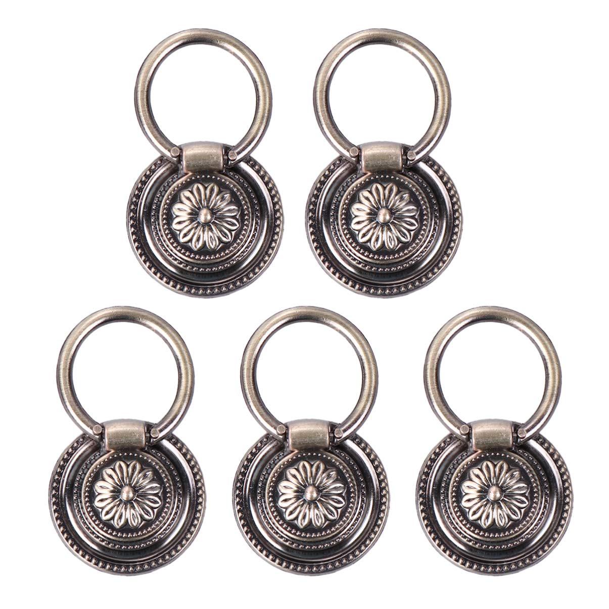 Boutons de placard ronds vintage en bronze antique pour sublimer une armoire ancienne