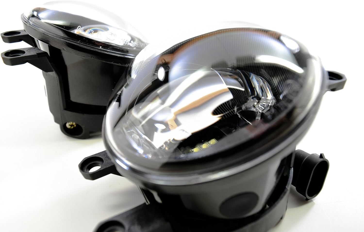 Morimoto XB LED Foglights, Type T Plug and Play Foglight Housing Upgrade, Fits Many Lexus Models, DOT Approved Assembly with White LED Chips, UV Resistant, 10 Year Warranty (1x ‎LF220)